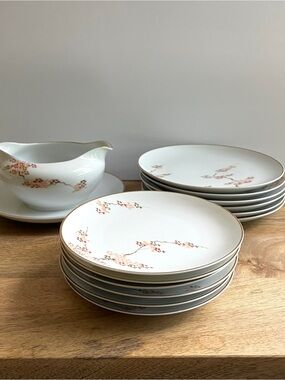 VINTAGE Fukagawa 905 Gold Maple Leaf Hand-painted Porcelain Dishes